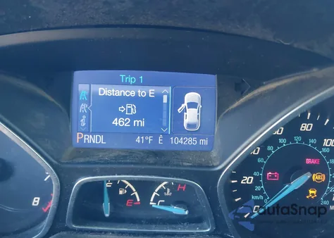 2013 Ford Focus Se z USA, uszkodzony, nr VIN 1FADP3K22DL206377